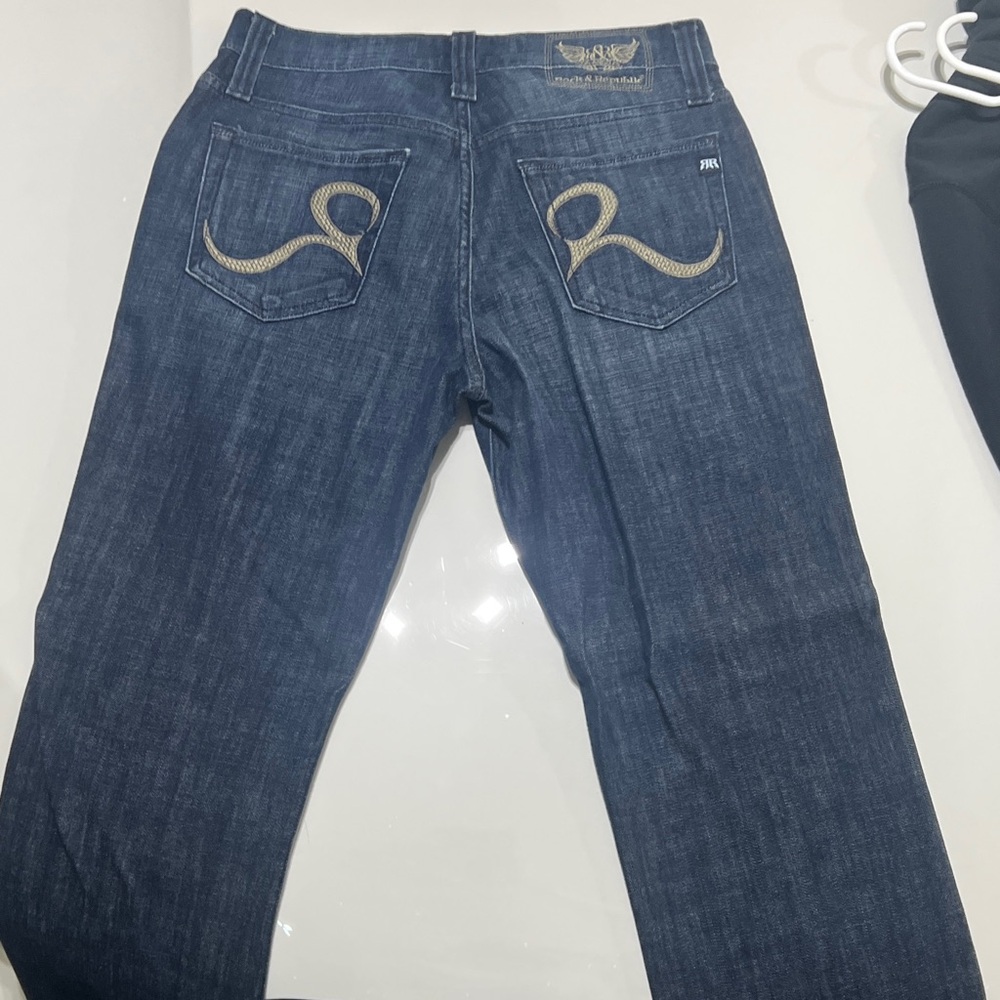Rock & Republic Straight Men’s Jeans in Dark Blue with Gold Stitching